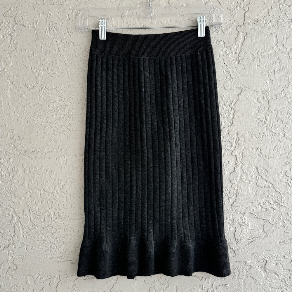 Black Ribbed Knit Midi Skirt Size 4